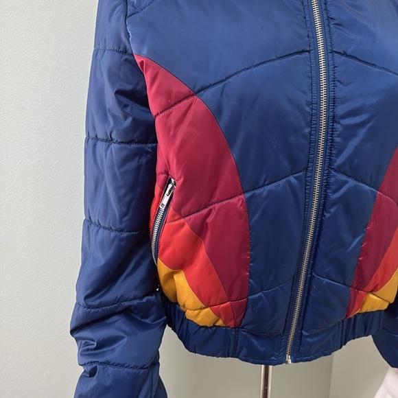 Puffer Jacket medium navy with rainbow side detail - Picture 3 of 9